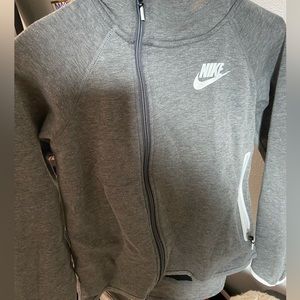 Kids Nike Hoodie Zip up with pockets